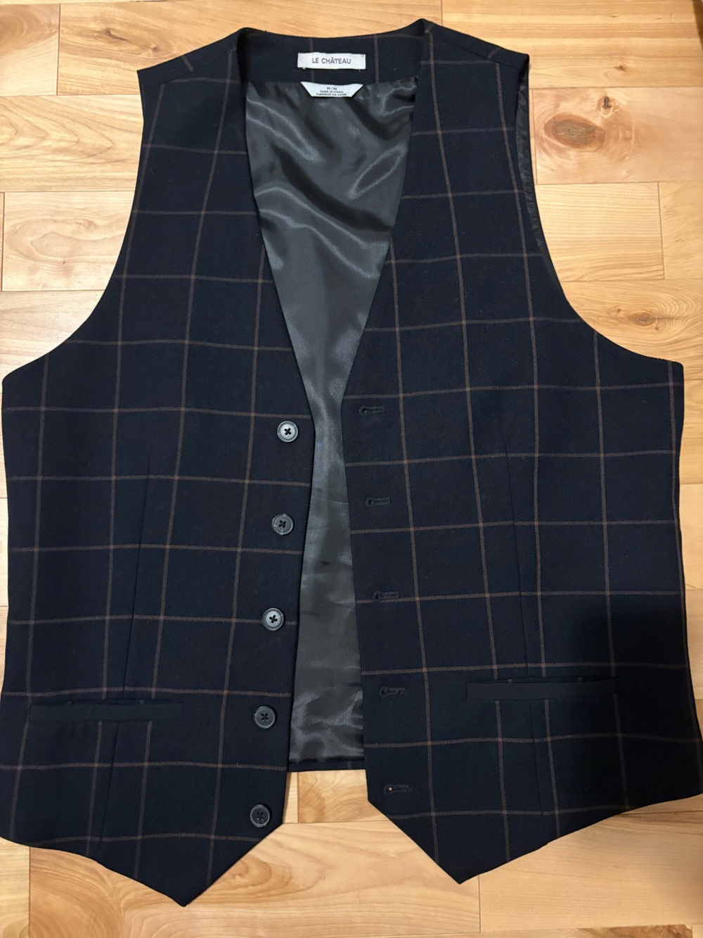 Le Chateau Contemporary Fit Waistcoat Vest, size M
